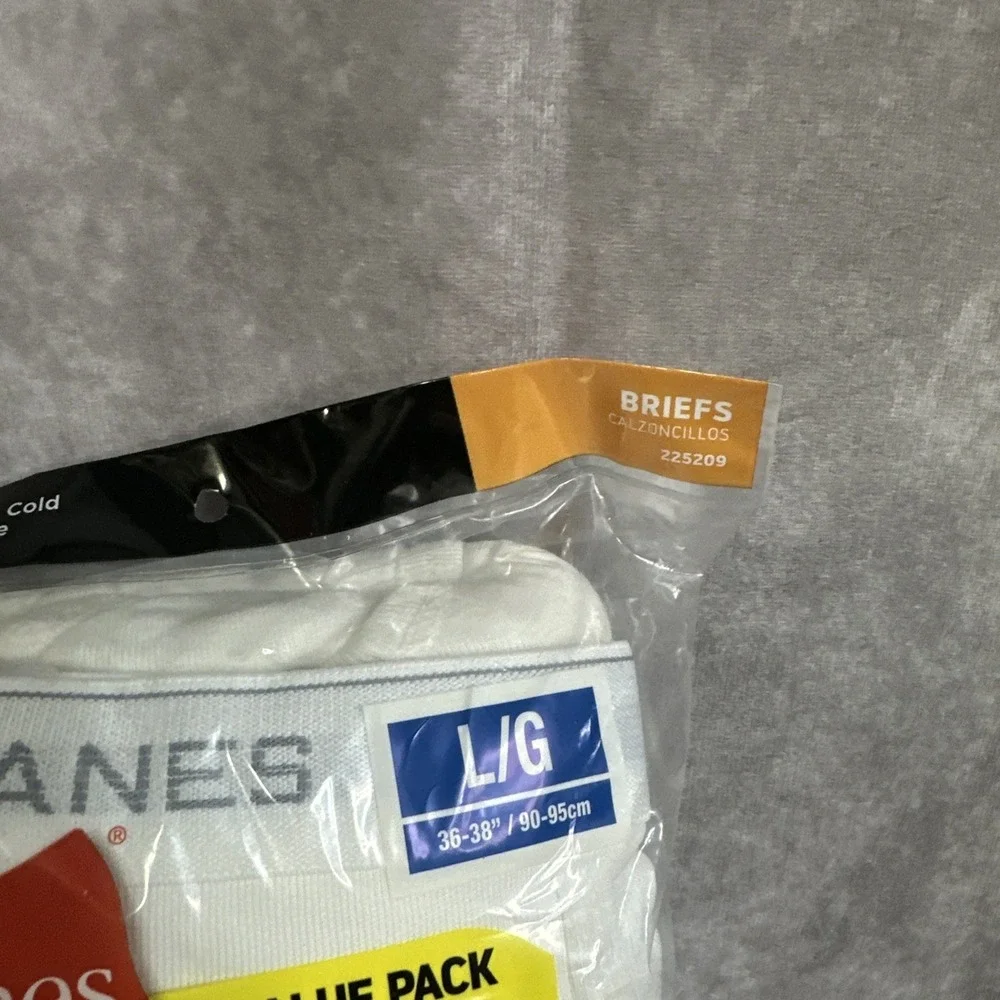 Hanes 9‎ Tagless Briefs Men's Large 36-38